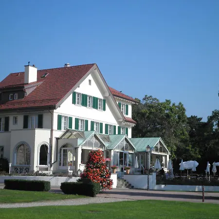 Le Debarcadere Saint Sulpice (Vaud)