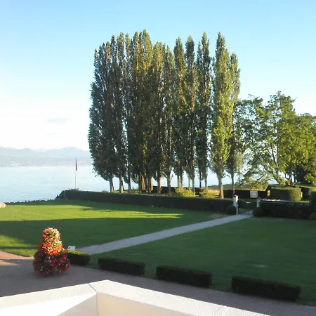 Le Debarcadere Saint Sulpice (Vaud)