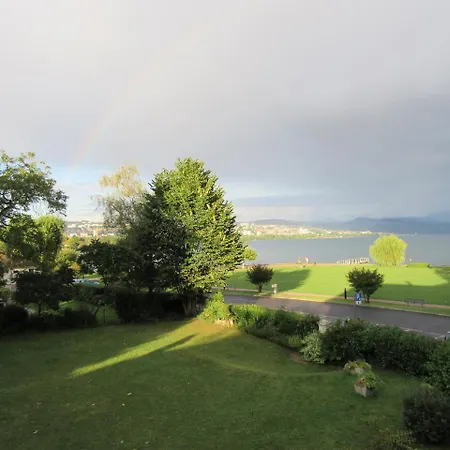 Le Debarcadere Saint Sulpice (Vaud)